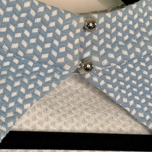 Bebe Light Blue Patterned Crop Top - Picture 3 of 8